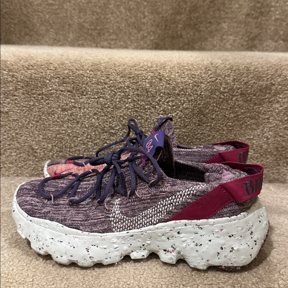 Nike Sneakers Women's 8 Space Hippie 04 – Cactus Flower Athletic Shoes Purple